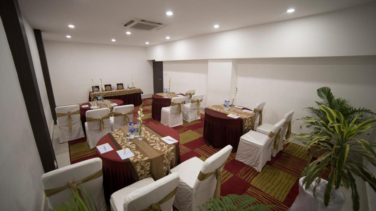 Hotel Abode By Shree Venkateshwara Hyderabad Exteriör bild